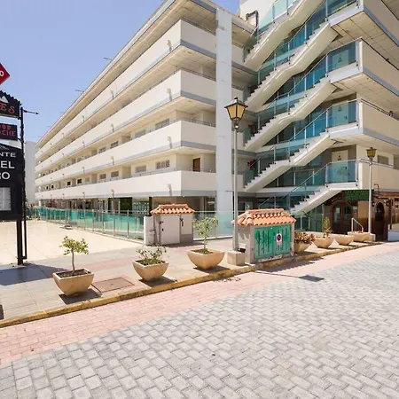 Freshly Renovated, Walk To Yumbo, Shops & Dining * San Bartolomé